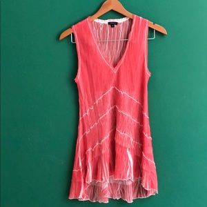 Komarov sleeveless v-Neck top